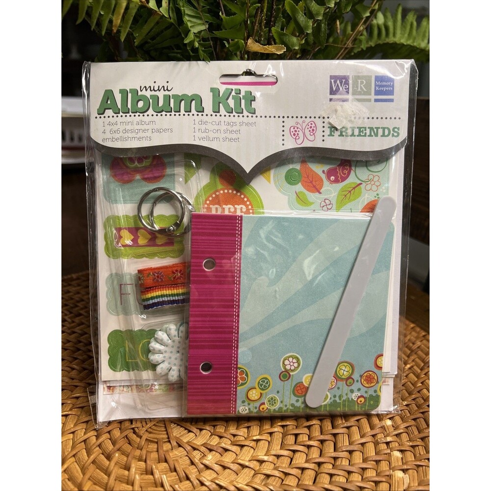 We R Memory Keepers Mini Album Kit Friends, 4" x 4" Ring Bound